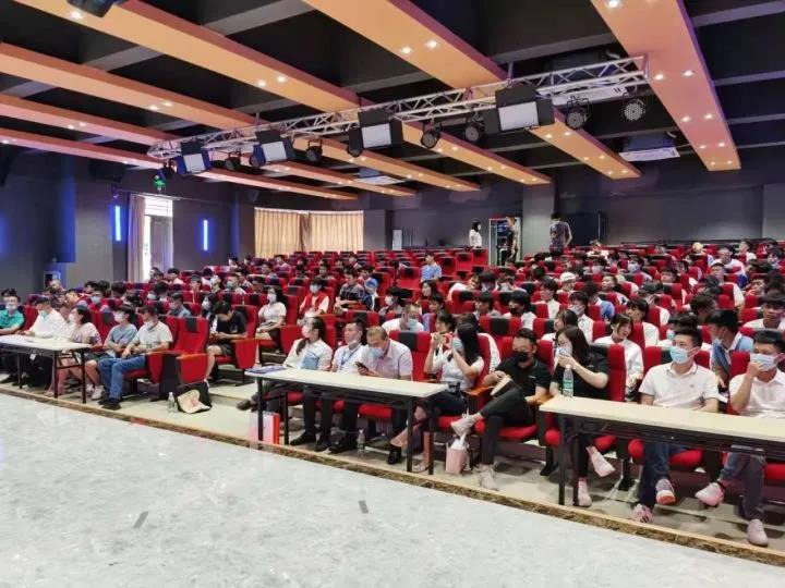 双选会，你找到心仪的工作了吗？