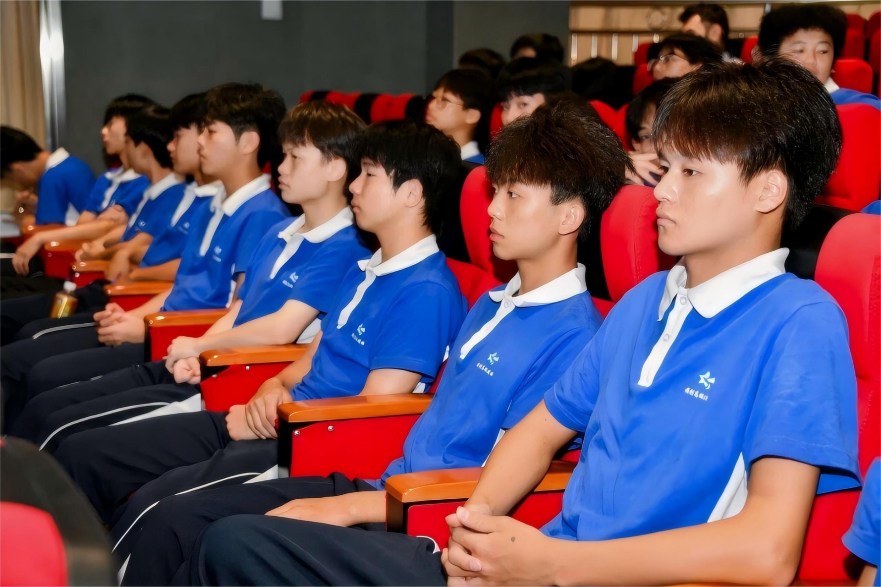 微信图片_2025-09-19_002552_671.jpg